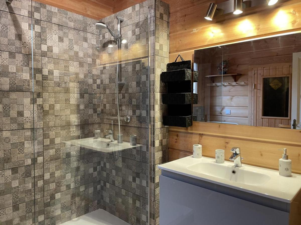 Chalet De Charme Avec Sauna Et Piscine Couverte, Proche De Vichy, Tout Confort, Animaux Acceptes - Fr-1-489-370 Villa Saint-Remy-en-Rollat Luaran gambar